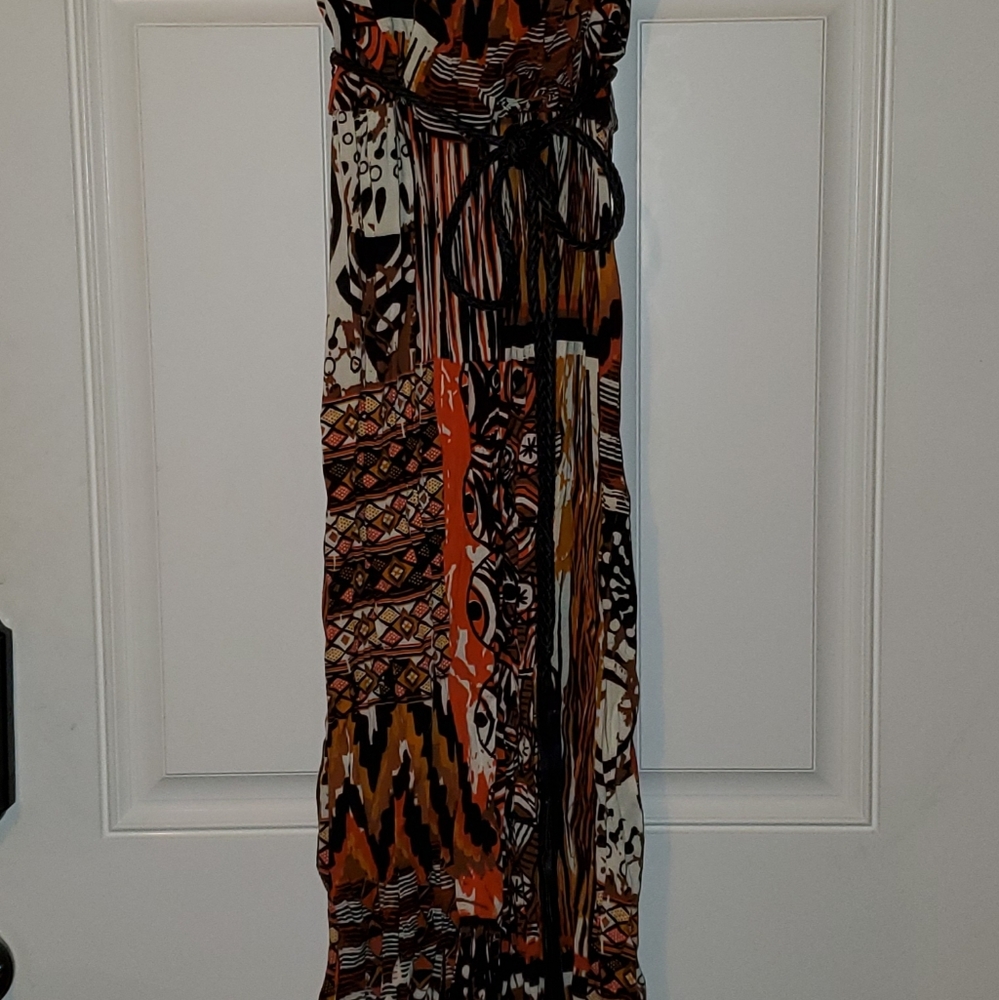 Dress - Picture 2 of 4